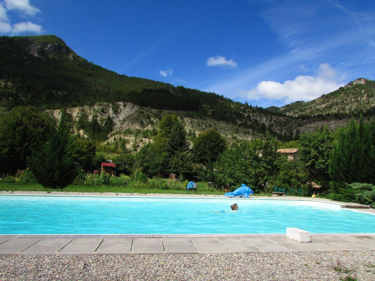Le Moulin Bed & Breakfast Pradelle Eksteriør bilde