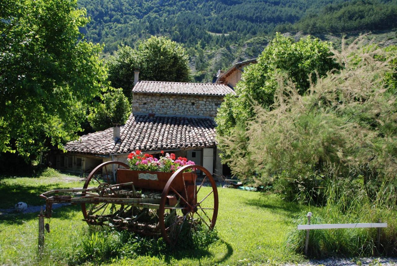 Le Moulin Bed & Breakfast Pradelle Eksteriør bilde