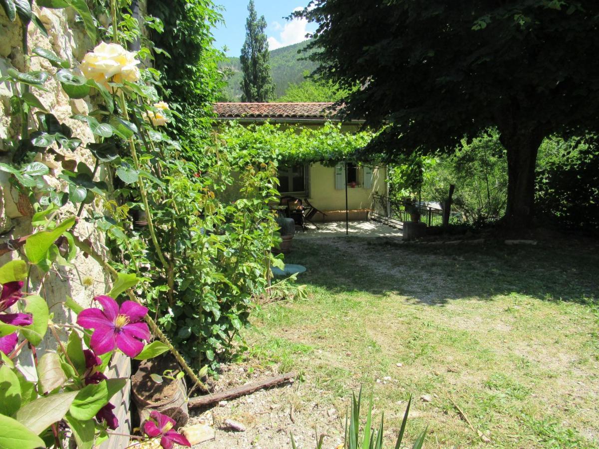 Le Moulin Bed & Breakfast Pradelle Eksteriør bilde